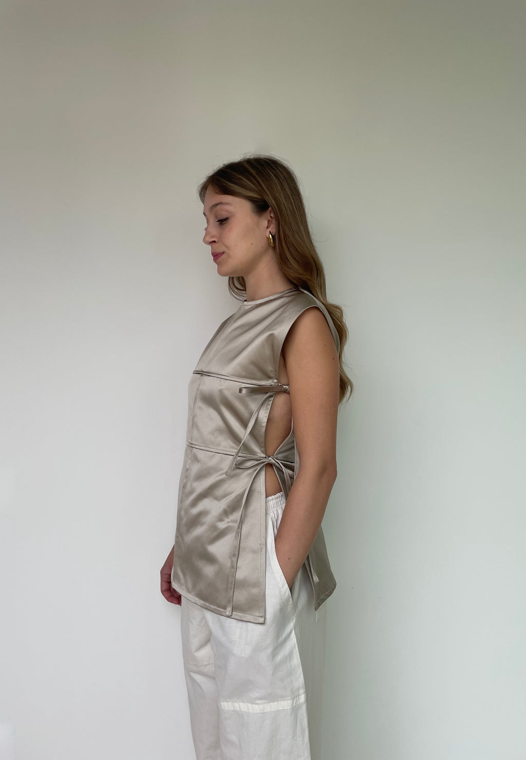 LISSA VEST - top con laccetti